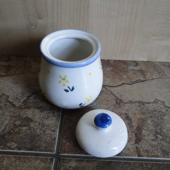 Set of tea-pot, sugar bowl and the cup - Picture 6 of 6